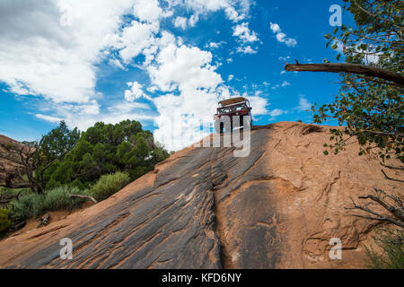 Hummer fahren auf, slickrock Trail. Moab, Utah, USA Stockfoto