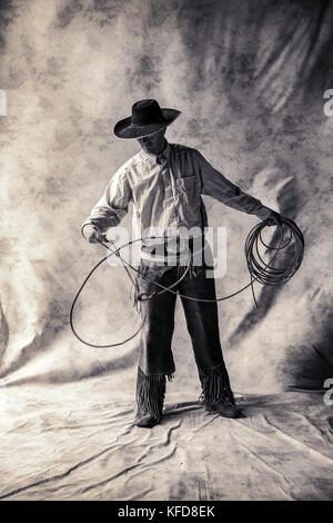 USA, Oregon, Enterprise, Porträt von Cowboy Cody Ross auf der Snyder Ranch zwischen Enterprise und Joseph im Nordosten von Oregon Stockfoto