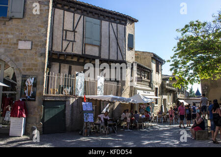 Innerhalb der Cité de Carcassonne, eine mittelalterliche Festung Zitadelle in der Region Languedoc-Roussillon. Ein Weltkulturerbe seit 1997 Stockfoto