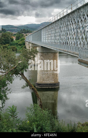 Puente internacional Überquerung des Rio Minho, valenca, Portugal Stockfoto