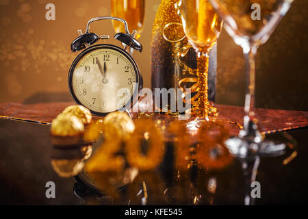 Silvesterfeier Konzept des neuen Jahres Stockfoto