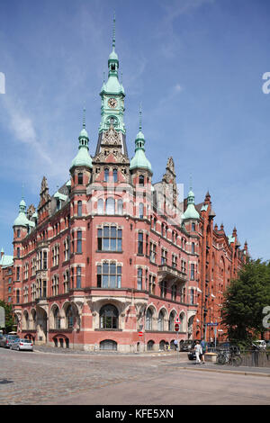 HafenCity Hall in Speicherstadt, HafenCity, Hamburg, Deutschland, Europa I sogenanntes Hafenrathaus mit Seezeichen, Speicherstadt, HafenCity, H Stockfoto