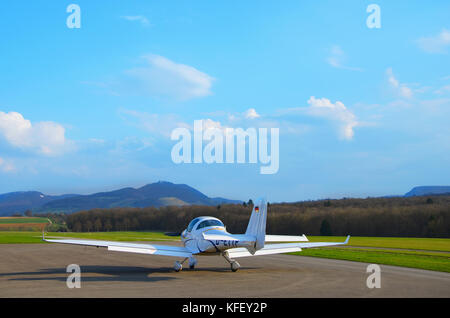 Hahnweide, Deutschland - 28 März 2017: Ein leichtes Flugzeug mit transparenten Kabine Stockfoto