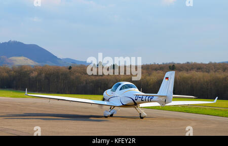 Hahnweide, Deutschland - 28 März 2017: Ein leichtes Flugzeug mit transparenten Kabine Stockfoto