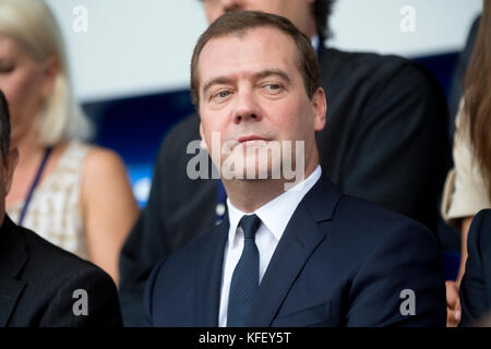 Moskau, Russland. 6. Aug 2014. Der russische Ministerpräsident Dimitri Medwedew auf der Eröffnungsfeier der Kanu sprint Welt Stockfoto