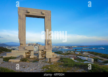 Portara von Naxos, Sehenswürdigkeiten der Insel Naxos, Kykladen, Ägäis, Griechenland Stockfoto