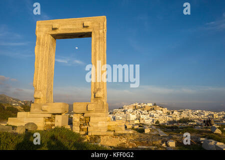 Portara von Naxos, Sehenswürdigkeiten der Insel Naxos, Kykladen, Ägäis, Griechenland Stockfoto