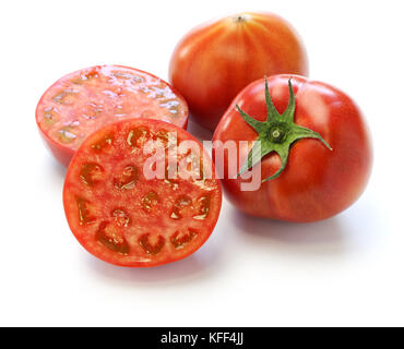 Frische japanische Tomaten auf weißem Hintergrund Stockfoto