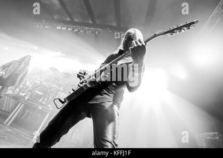 27.10.2017, Warschau, Polen, amaranthe schwedischen Heavy Metal Band live in progresja Stockfoto