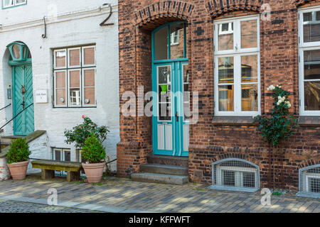 Backsteingebäude der Stadt Husum an der Nordsee, Deutschland Stockfoto