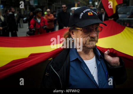 Konzentration von ultra-rechts durch die Einheit von Spanien. Kredit: Carles Desfilis / Alamy Stockfoto