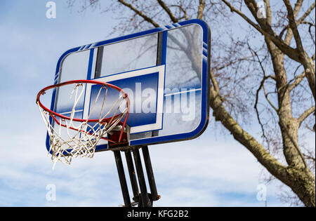 Zu basketball Ring Stockfoto