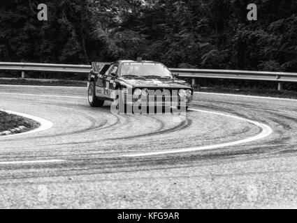 SAN MARINO, SAN MARINO - OTT 21: LANCIA 037 alte Rennwagen Rallye DIE LEGENDE 2017 das berühmte historische SAN MARINO Rennen Stockfoto