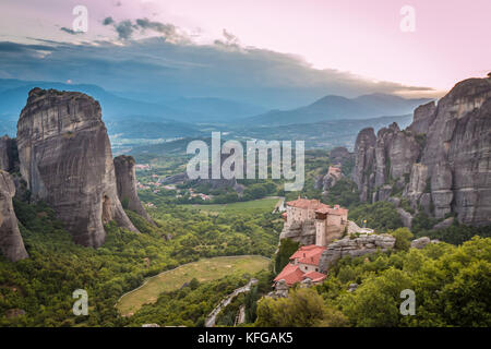 Sonnenuntergang in Meteora Griechenland Stockfoto