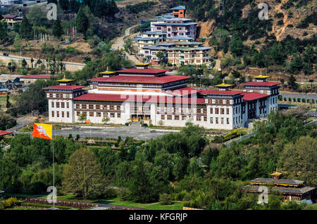 Das neue Parlamentsgebäude in Thimpu, Bhutan - arliament von Bhutan, von trashi chhoe Dzong gesehen, Thimphu Stockfoto