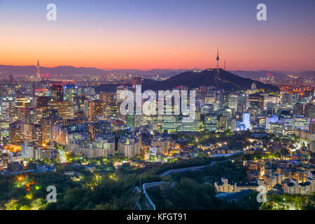 Seoul. stadtbild Bild von Seoul downtown im Sommer Sonnenaufgang. Stockfoto