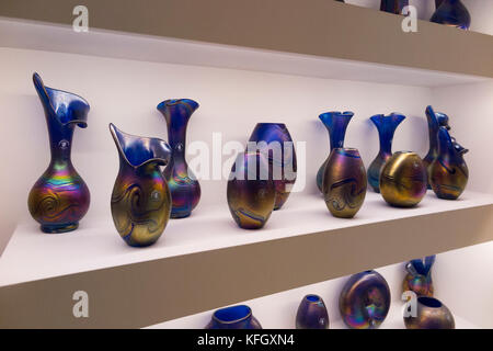 Valletta Glas/Glas/Vase/Vasen auf Verkauf / zu verkaufen, das in der ummauerten Stadt Mdina in Malta geblasen. (91) Stockfoto