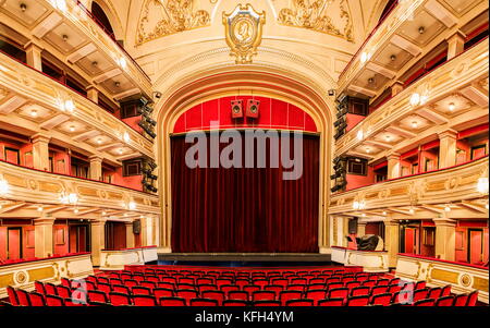 Innenraum des Nationaltheater in Belgrad, Serbien. Theater wurde im Jahr 1869 eröffnet. Stockfoto