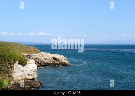 Klippen auf das Meer und Santa Cruz, Kalifornien, USA Stockfoto