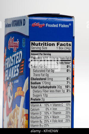 Ernährung Fakten label für Kellogg's Frosted Flakes Müsli Nahaufnahme Detail Stockfoto