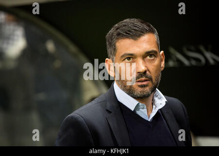 Porto, Portugal. 28 Okt, 2017.fc porto Trainer sergio Conceição während einer ersten Liga Match zwischen Boavista fc und FC Porto, bei Stadion Axa in Porto, Portugal. Credit: diogo Baptista/alamy leben Nachrichten Stockfoto