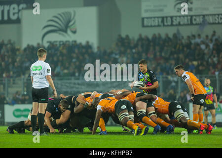 Parma, Italien. 28. Oktober 2017. Marcello Violi mit der in Scrum im Spiel gegen den Geparden in Guinness PRO 14 Rugby Meisterschaft. Massimiliano Carnabuci/Alamy leben Nachrichten Stockfoto