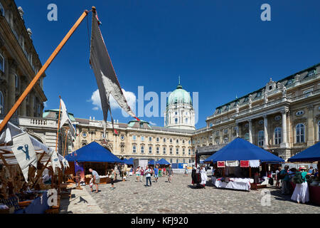 Jährliche kunsthandwerkermarkt an der Budaer Burg, Budapest, Ehrengast der Mongolei Stockfoto