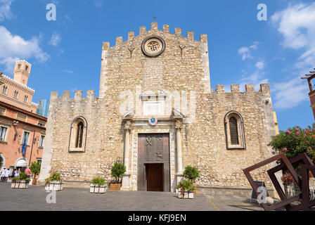 Kathedrale von St. Nikolaus von Bari in Taormina, Sizilien, Italien Stockfoto