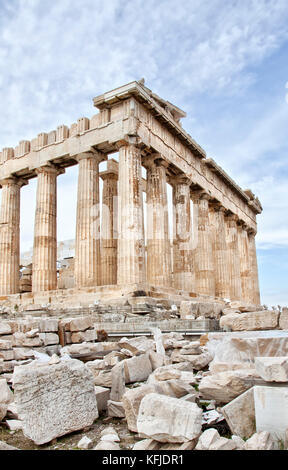 Der Parthenon ist ein ehemaliger Tempel auf der Athener Akropolis, Griechenland, gewidmet der Göttin Athene, denen die Menschen von Athen ihren Schutzpatron als Stockfoto