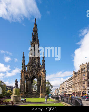 Scott Monument, viktorianischen gotischen Turm Denkmal für Sir Walter Scott. Die Princes Street Gardens, Edinburgh, Schottland, Großbritannien Stockfoto