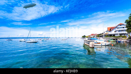 Zeppelin, kleinen Yachthafen mit Segelbooten in Hagnau am Bodensee, Hagnau, Bodensee, Baden-Württemberg, Deutschland, Europa Stockfoto