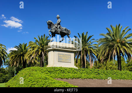 Bronzene Reiterstatue des Herrn hopetoun, erste Generalgouverneur von Australien, innerhalb des Königs Domain Park in Melbourne, Victoria, Australien Stockfoto