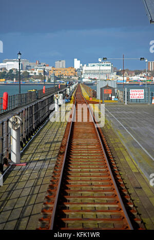 Pier Bahnhof am Ende des Southend Pier, Southend on Sea, Essex, Großbritannien Stockfoto