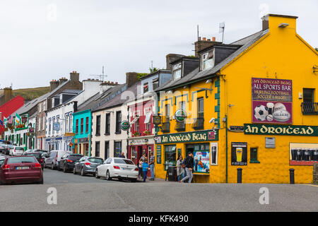 Die farbenfrohen Häuser in Dingle an der Südwestküste Irlands Stockfoto