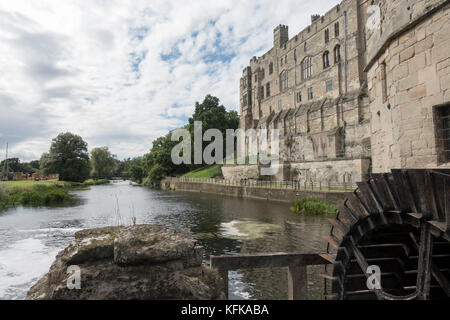 Warwick Castle aus der Mühle-1 Stockfoto