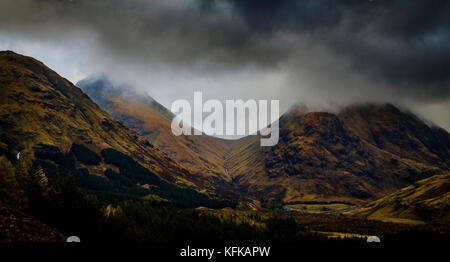 Stürmischen herbst Wetter in Glen etive, Highlands von Schottland Stockfoto