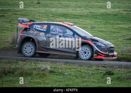 Uk. 29 Okt, 2017. #14 Mads ostberg (Nor) und Beifahrer torstein eriksen von m-sport World Rally Team während der See brenig Etappe der Rallye gb Runde der FIA World Rally Championship 2017 in Wales konkurrieren. Credit: Hugh Peterswald/Pacific Press/alamy leben Nachrichten Stockfoto