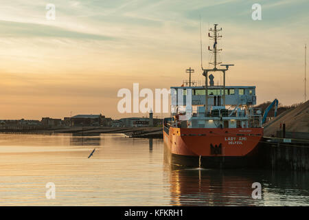 Schiff in Shoreham Port, southwick, West Sussex, England. Stockfoto