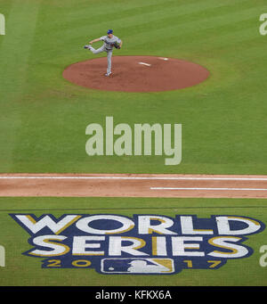 Houston, Texas, USA. Oktober 2017. Kenta Maeda (Dodgers) MLB : Kenta Maeda von den Los Angeles Dodgers Pitches während Spiel 3 der Major League Baseball's World Series gegen die Houston Astros im Minute Maid Park in Houston, Texas, USA. Quelle: AFLO/Alamy Live News Stockfoto