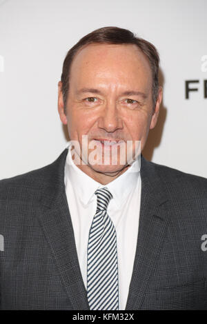 Schauspieler Kevin Spacey besucht Tribeca Talks: After the Movie: "Now: In the Wings on a World Stage" während des Tribeca Film Festivals 2014 im BMCC Tribeca PAC am 21. April 2014 in New York City. Kredit: Erik Pendzich Stockfoto