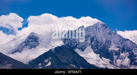 Zinal, Schweiz - weisshorn (4506 m 14,783 ft), ein Berg in den Walliser Alpen im Kanton Wallis. Stockfoto