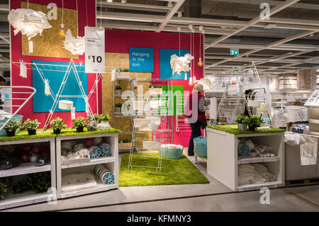 Ikea Innenraum, Reading, Berkshire, England, GB, UK Stockfoto