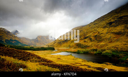 Stürmischen herbst Wetter in Glen etive, Highlands von Schottland Stockfoto