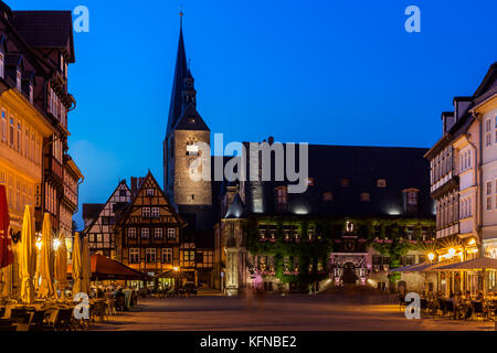 Welterbestadt Quedlinburg historischer Marktplatz bei Nacht Stockfoto