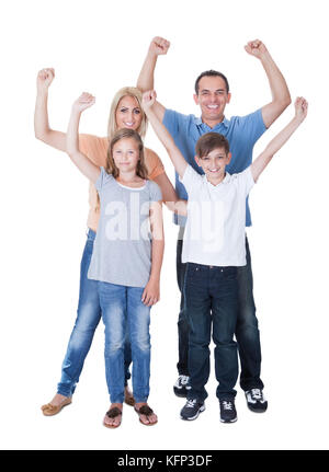 Porträt der glückliche Familie mit zwei Kindern, Isolated On White Background Stockfoto