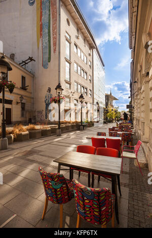 Cafe Tabellen in der Straße Kneza mihaila mihailova () Walking Street, Belgrad, Serbien Stockfoto