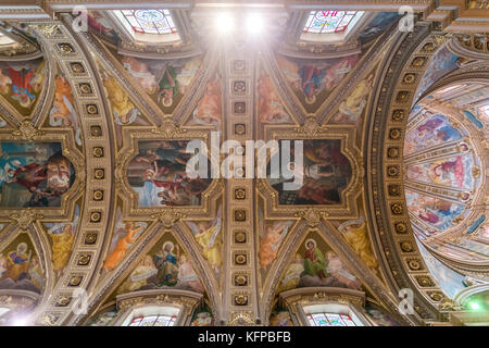 Kirechendecke der barocken Basilika San Gorg, Victoria, Insel Gozo, Malta | St. Georg Basilika Kirche Decke, Victoria, Gozo, Malta Stockfoto