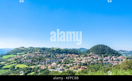 Castelnovo ne Monti Stadt in der Emilia Apennin, Italien Stockfoto