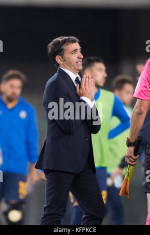 Verona, Italien. 30. Oktober 2017. Fabio Pecchia (Hellas) Fußball/Fußball : Italienisches Spiel der Serie A zwischen Hellas Verona 1-2 Inter Mailand im Stadio Marc'Antonio Bentegodi in Verona, Italien . Quelle: Maurizio Borsari/AFLO/Alamy Live News Stockfoto