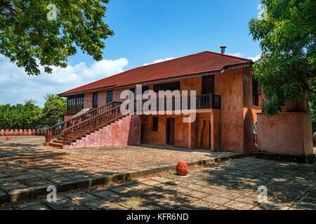 Das alte Gefängnis Innenhof auf Prison Island, Sansibar, Tansania, Ostafrika. Stockfoto